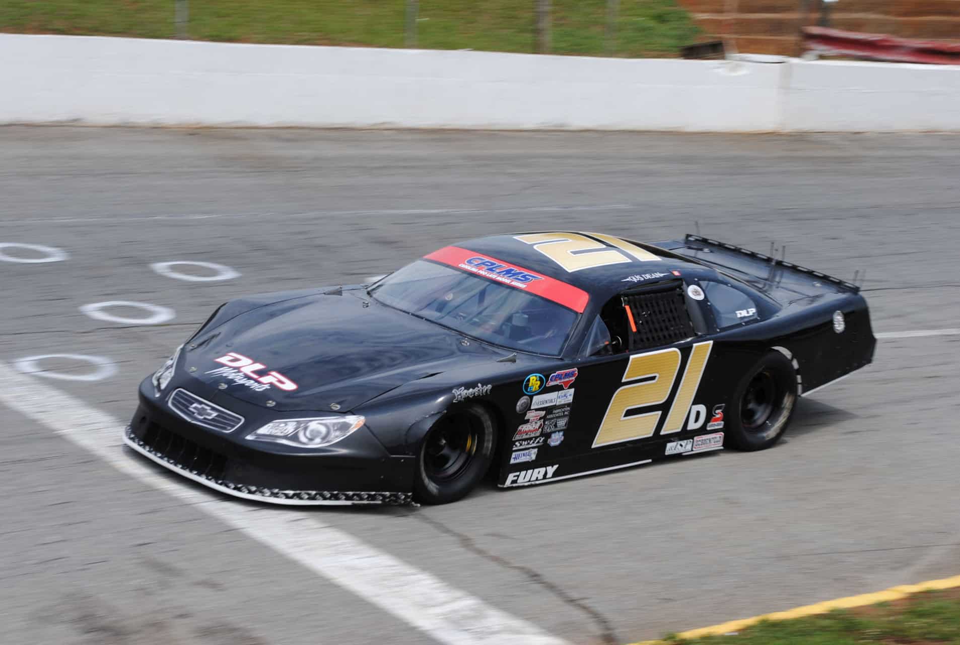 Read more about the article Gus Dean; DLP Motorsports seek third straight Carolina Pro Late Model Series victory